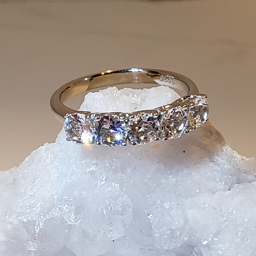 HP, 4-9 New Swarovski Gold on 925 Silver, 1/2 Eternity Ring, 18K White Gold.